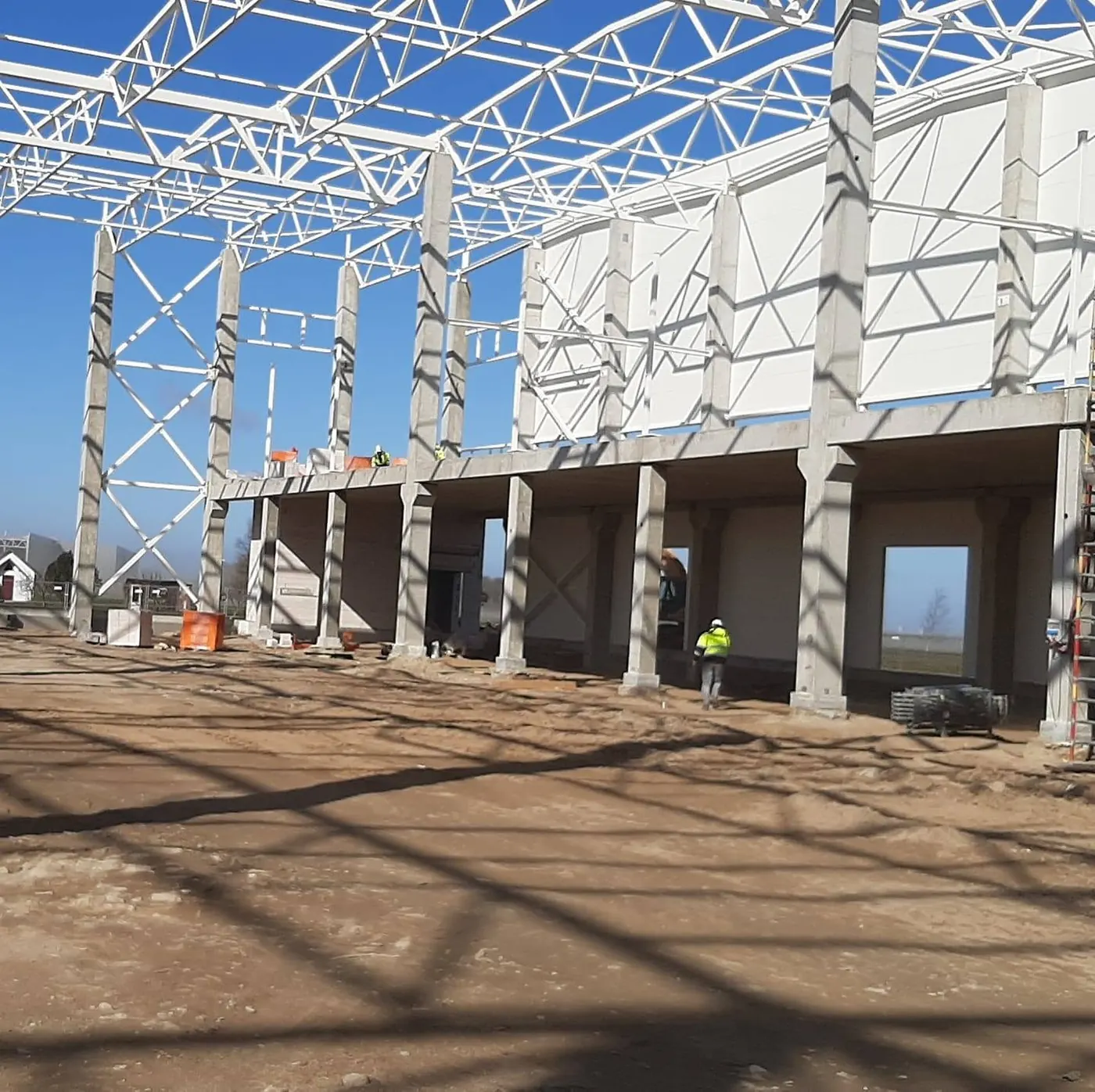 Plieno ir betono pastato karkasas
